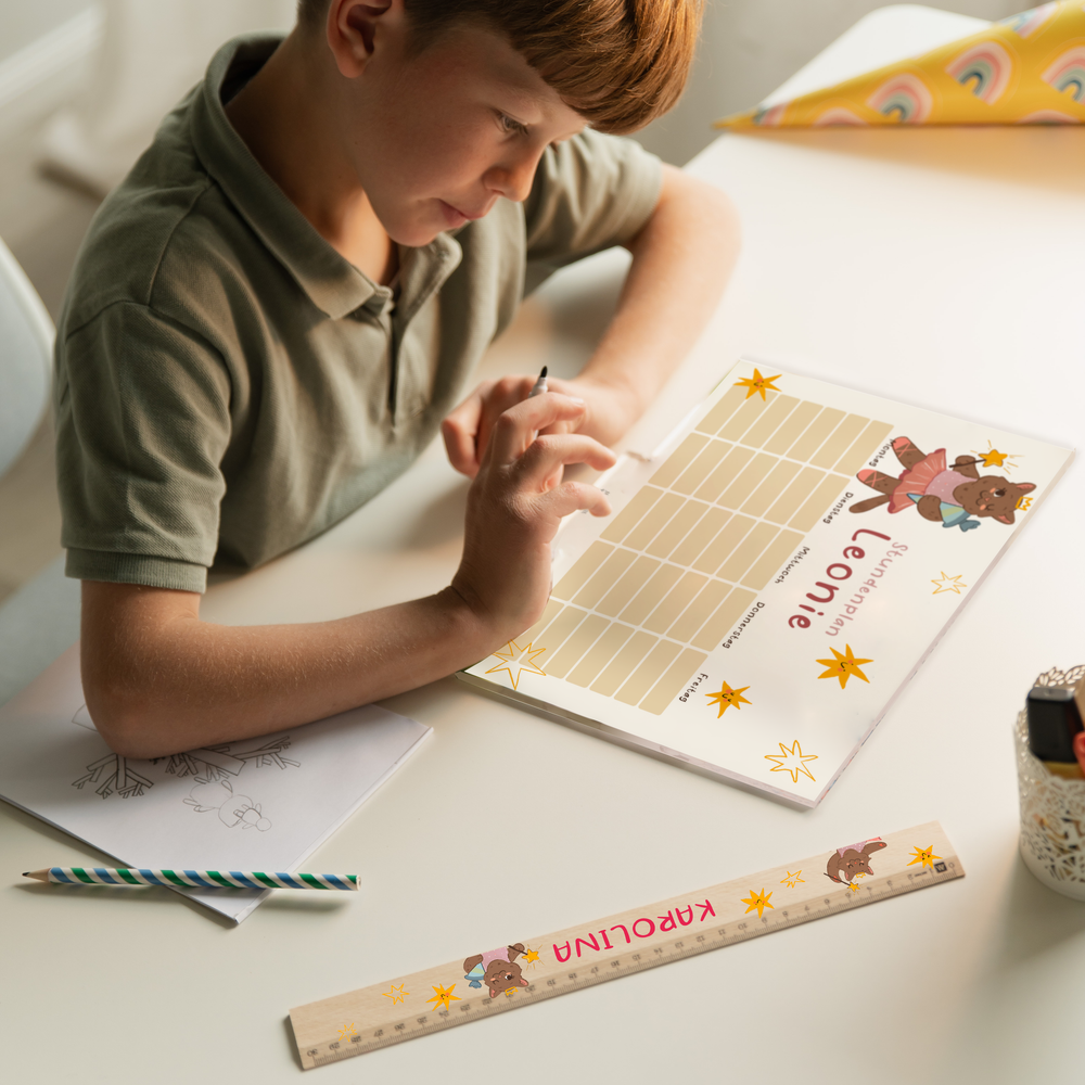 Personalisierter Stundenplan aus Acryl mit Namen – Katzen Ballerina Prinzessin - Muckelmeister
