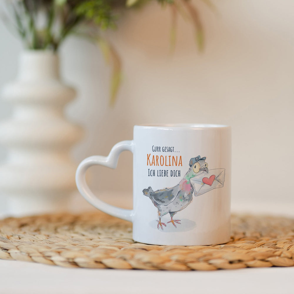 Personalisierte Tasse mit Herzhenkel- Valentinstags Post Taube - Muckelmeister