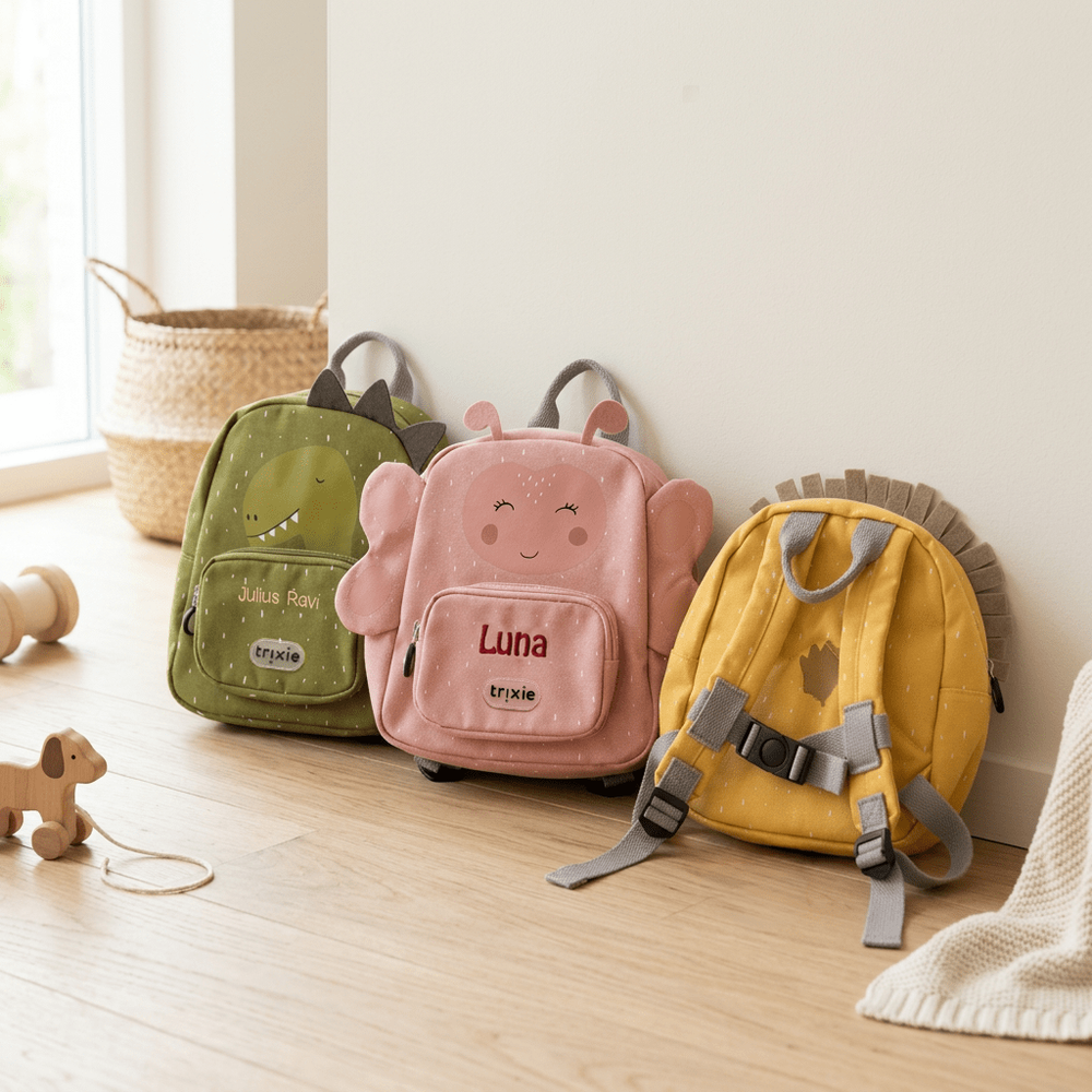 Personalisierter Kinderrucksack mit Name – Löwe, Dino oder Schmetterling | Stick - Muckelmeister