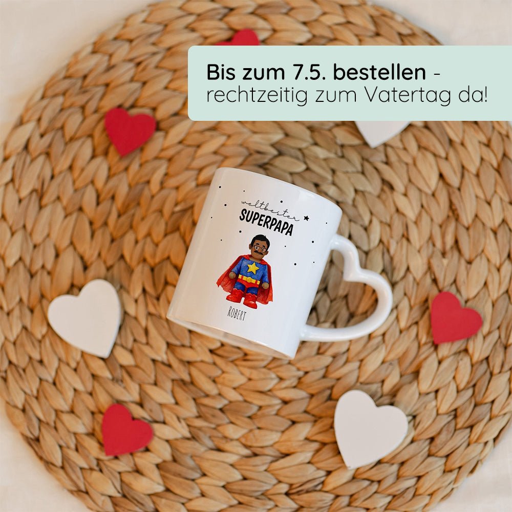 Personalisierte Tasse mit Herzhenkel- Supermama Superpapa - Muckelmeister
