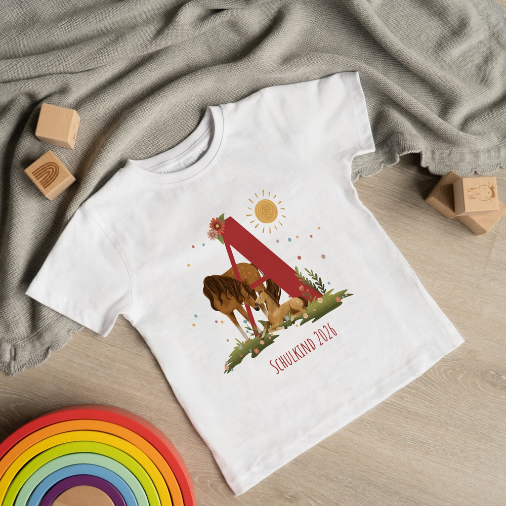 Personalisiertes Kinder T-Shirt mit Namen - Pferdewiese - Muckelmeister