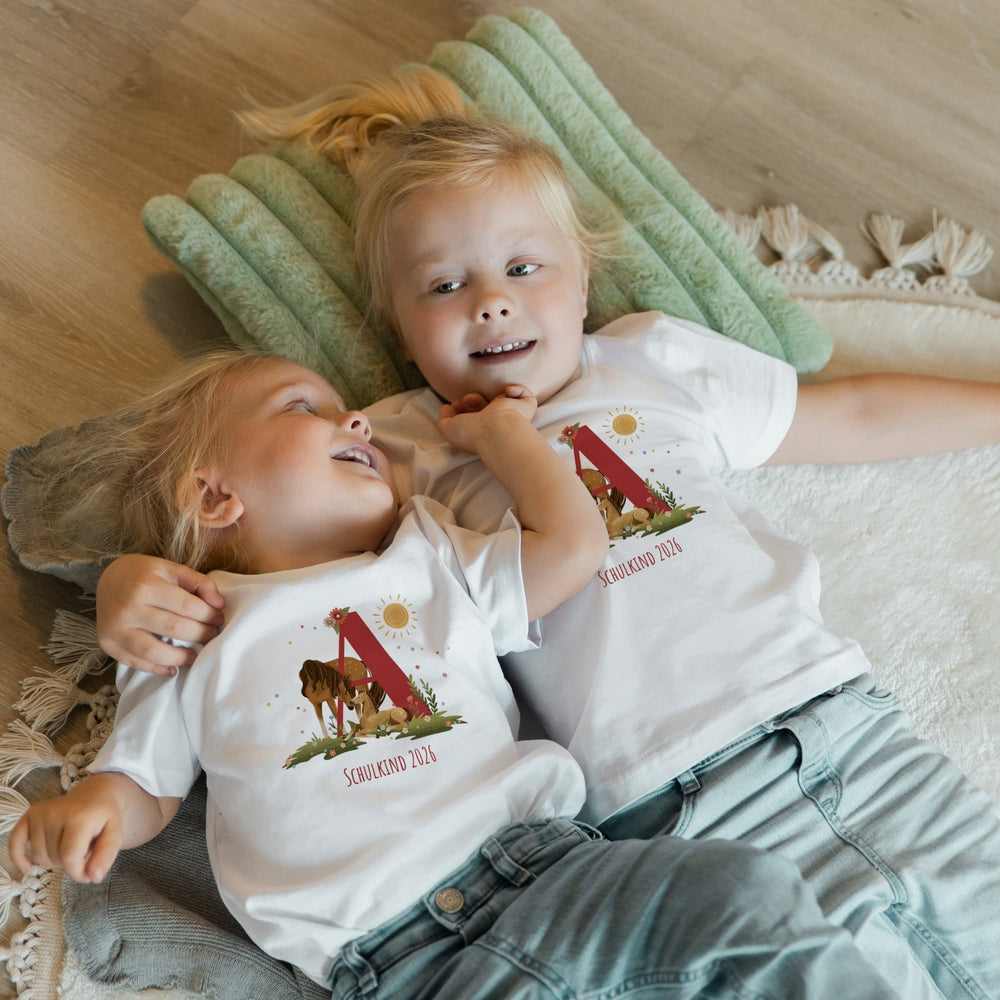 Personalisiertes Kinder T-Shirt mit Namen - Pferdewiese - Muckelmeister