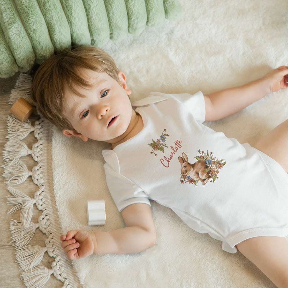 Klassischer Babystrampler und Klassisches T-Shirt kurzärmlig - Hase Blumen - Muckelmeister