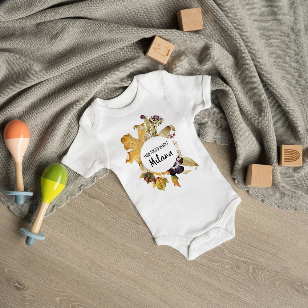 Klassischer Babystrampler kurzärmlig - Jahreszeiten Kreis - Muckelmeister