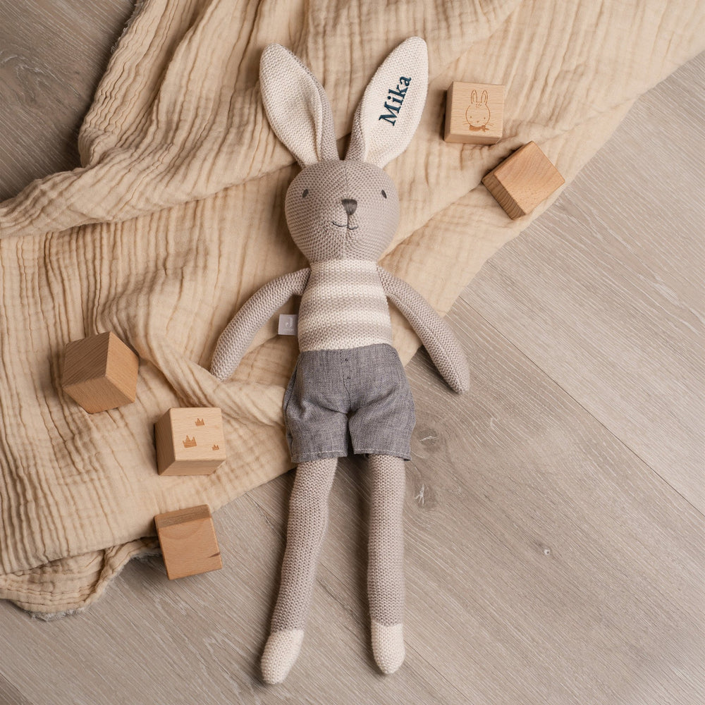 Personalisiertes Kuscheltier Hase 