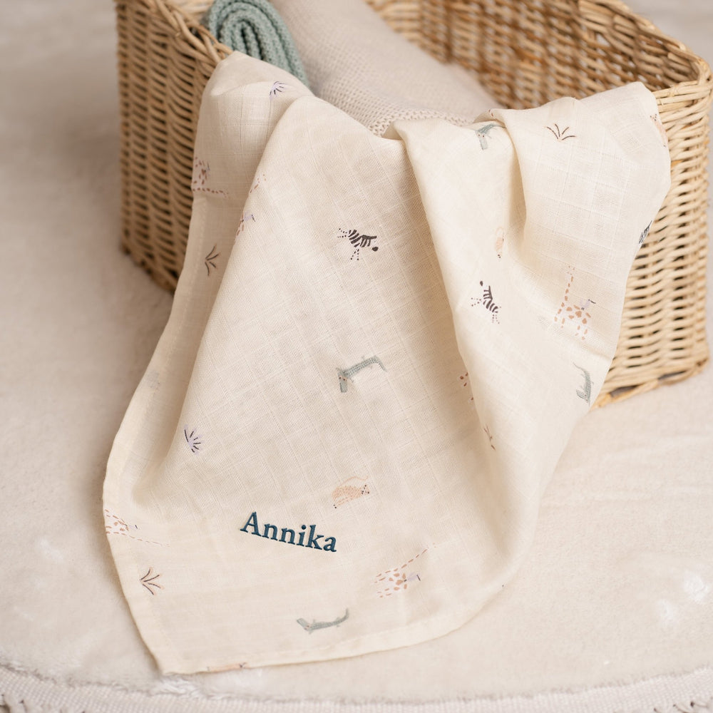 Mulltuch Baby personalisiert | Jungle Jambo mit Namen | Stick - Muckelmeister