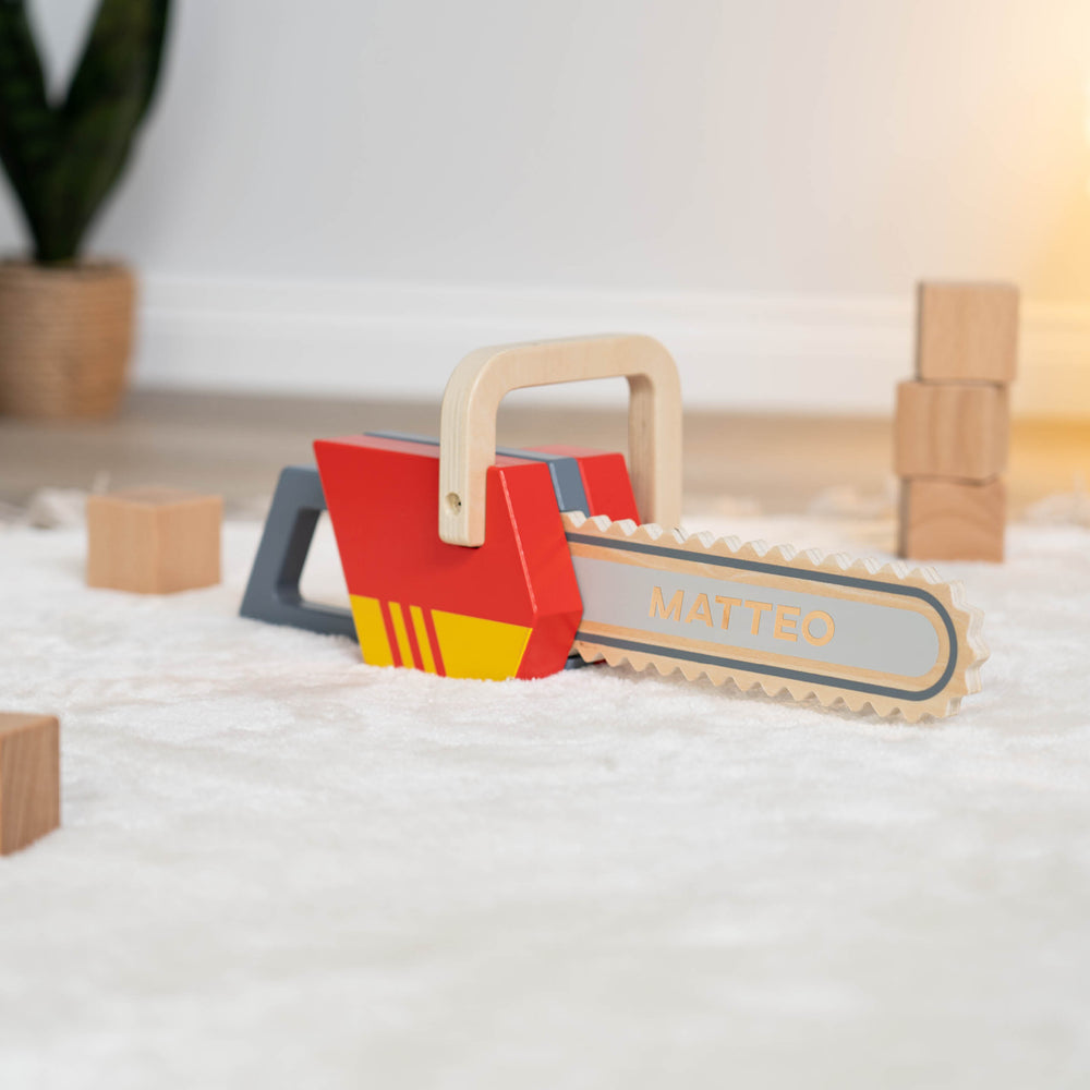 Kettensäge Spielzeug aus Holz personalisiert - Muckelmeister