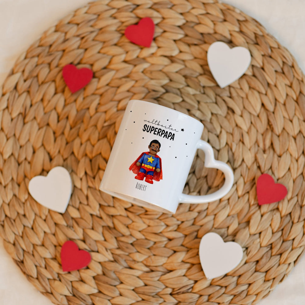 Personalisierte Tasse mit Herzhenkel- Supermama Superpapa - Muckelmeister
