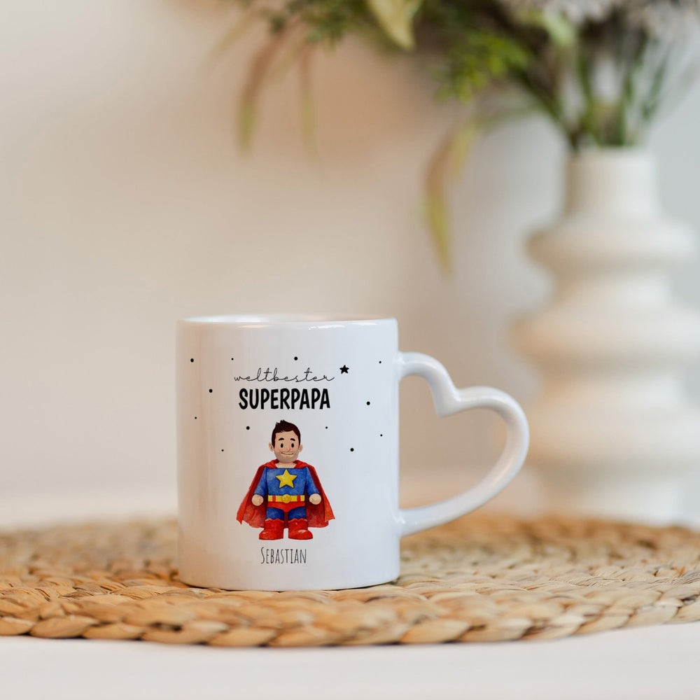 Personalisierte Tasse mit Herzhenkel- Supermama Superpapa - Muckelmeister