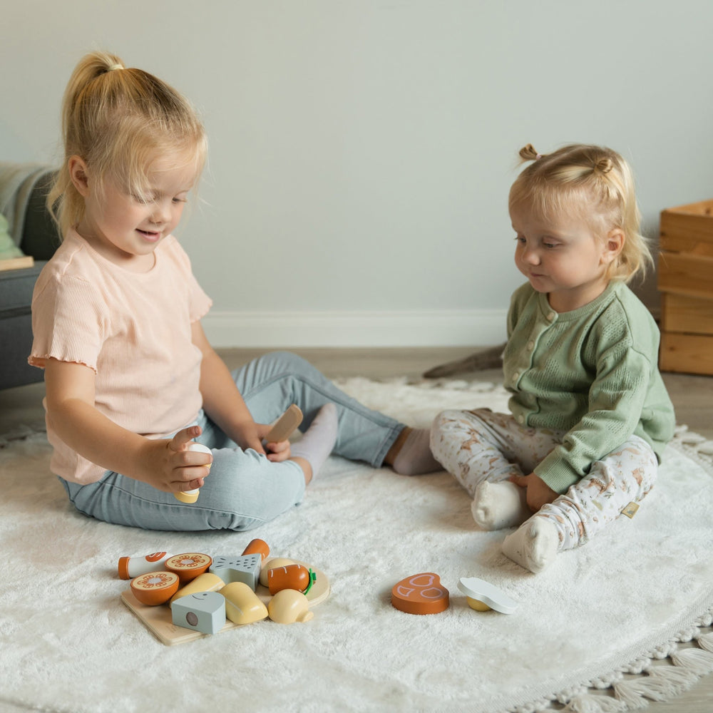 Schneidebrett mit Lebensmitteln - Hase - Muckelmeister