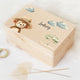 Erinnerungsbox Baby Affe mit Hut - Muckelmeister