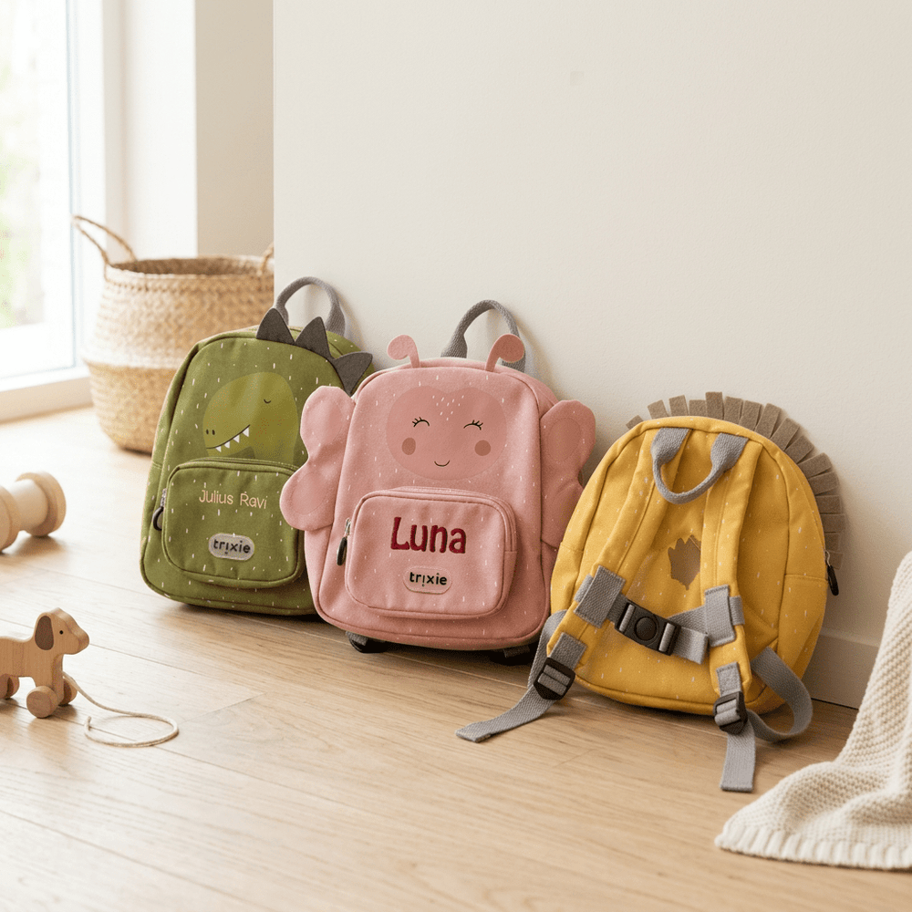 Personalisierter Kinderrucksack mit Name – Löwe, Dino oder Schmetterling | Stick - Muckelmeister