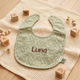 TRIXIE Personalisiertes Lätzchen mit Namen - 2er Pack Dino | Stick - Muckelmeister