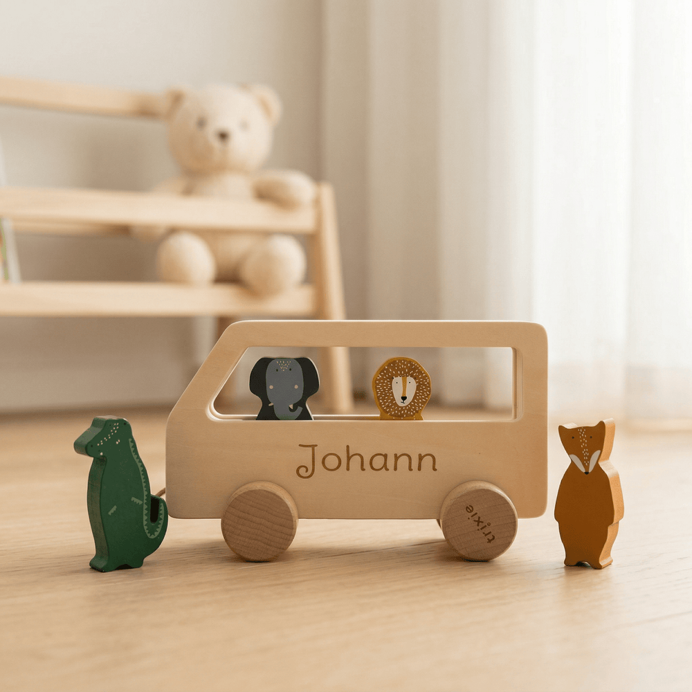 Personalisierter Holzbus mit Tieren - Muckelmeister