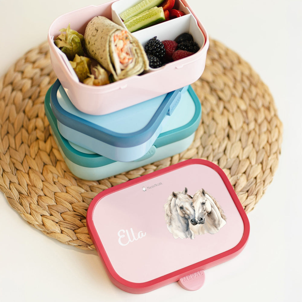 Eurofoto Brotdose Mit Namen Alina – Pferde-Motiv In Rot – Personalisierte Vesperbox Für Mädchen – Schul- & Kindergarten-Geschenk (Made In Germany)